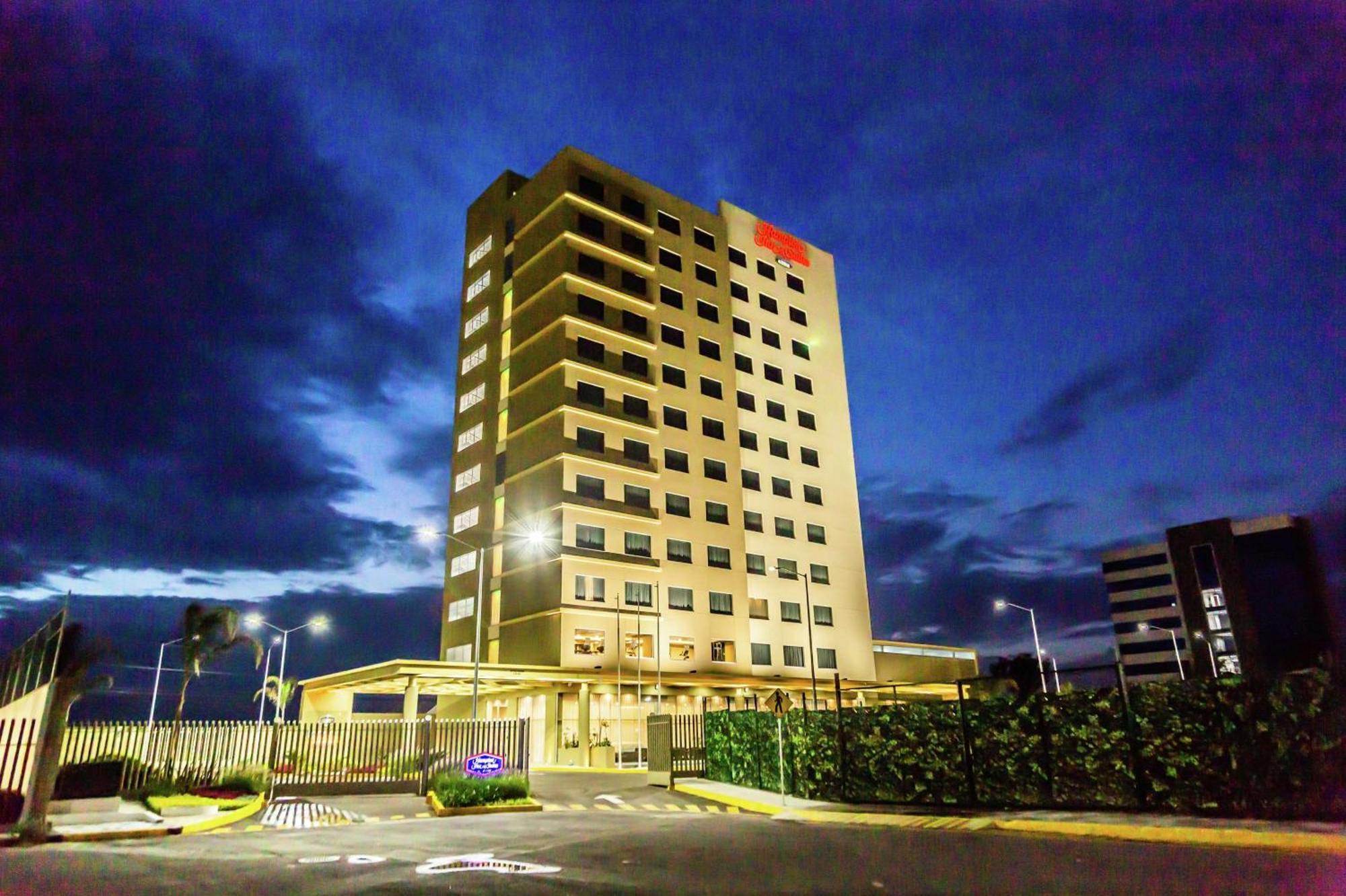 Hampton Inn & Suites By Hilton Πουέμπλα Εξωτερικό φωτογραφία